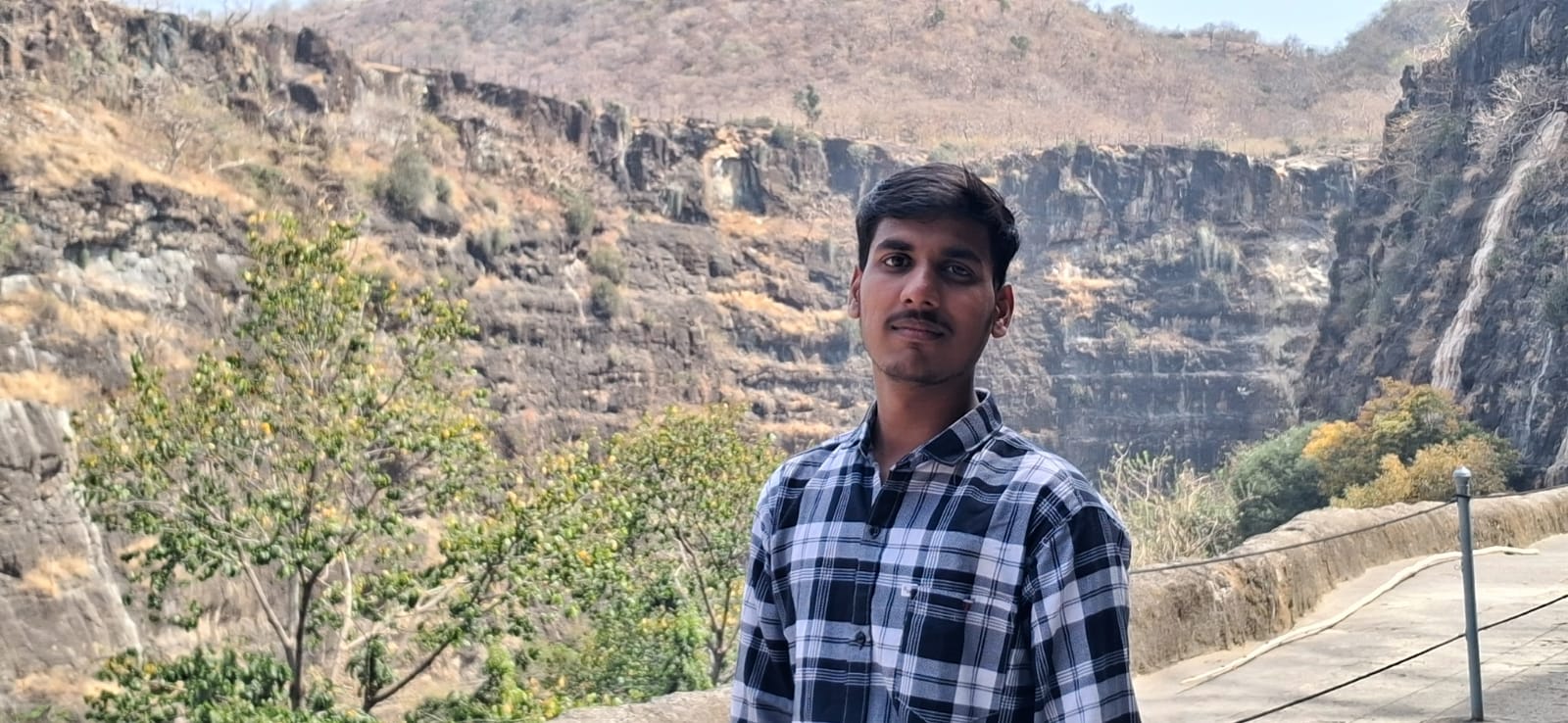 Nitesh Bhaskar Shinde